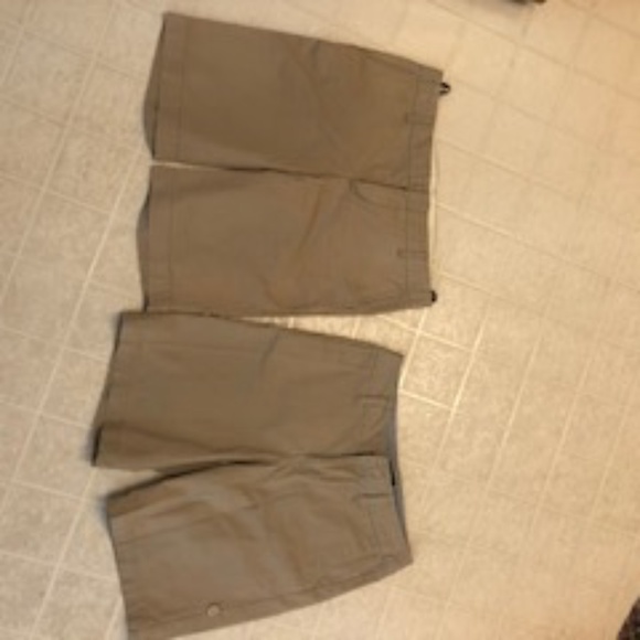 Eddie bauer and Gap clasic ladies Shorts LOT - Picture 1 of 6